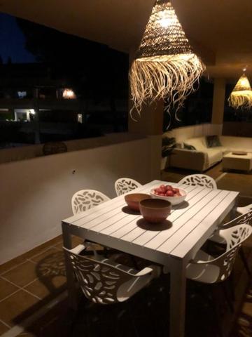 Center Beach 2 Beds Appartement Elviria Marbella Exterior foto