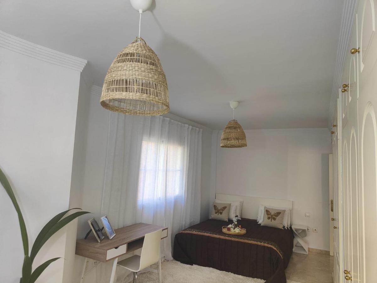 Center Beach 2 Beds Appartement Elviria Marbella Exterior foto